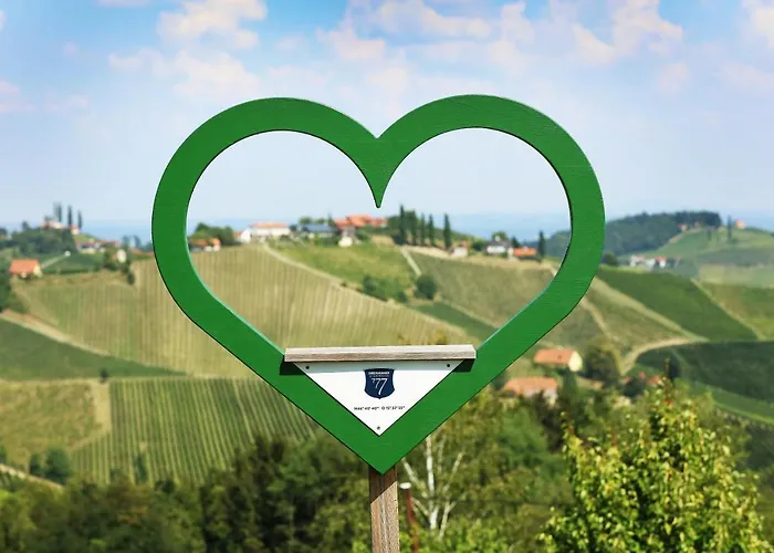 Hotel Weingut Dreisiebner Stammhaus Gamlitz